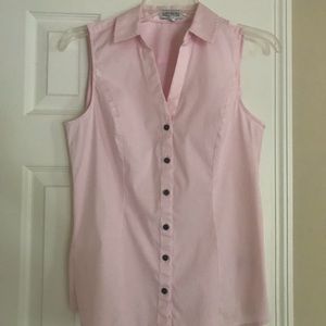 Express Ultimate Essential Sleeveless Shirt